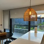 Familiar Depto TOP1 a Estrenar, Mejor ubicación de Puerto Varas con Estacionamiento y Gran Terraza Servicio HOM